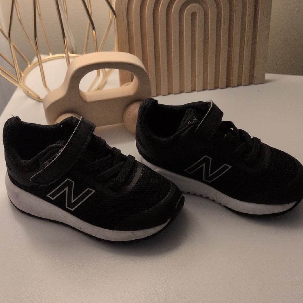 New Balance Kids Black and White Sneakers